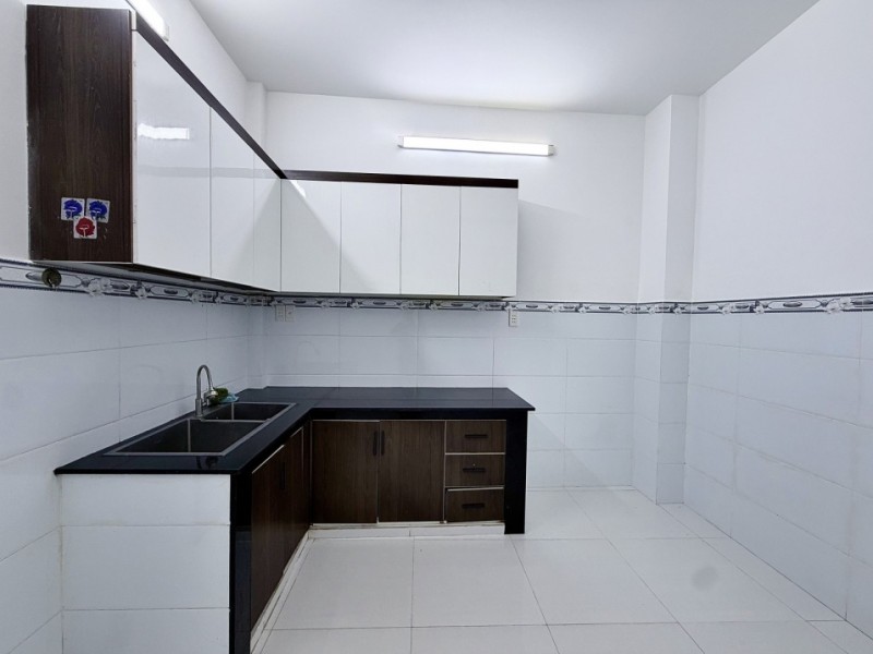 BÁN NHÀ LẠC LONG QUÂN P.10 TÂN BÌNH GIÁP QUẬN 10 45m²(4.2 x 12) 4,55T