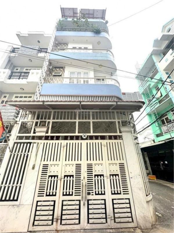 Quang Trung góc 2MT HXH, 5,75 x 16m, công nhận đủ có sẵn điện NLMT, giảm còn 14,5 tỷ