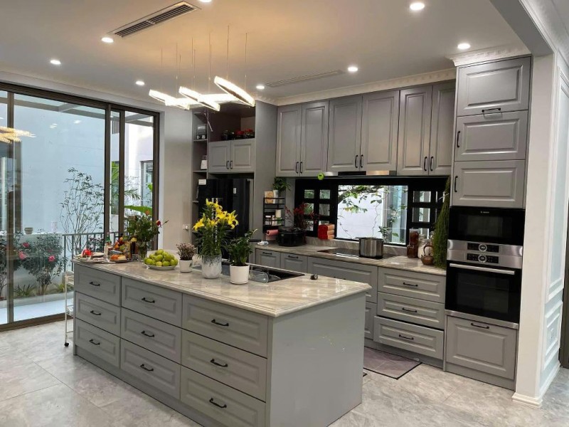 Bán Gấp Biệt Thự 176m² Việt Hưng, Sát Vách Vinhomes Riverside, Vỉa Hè Ô Tô Tránh, Chỉ Việc Đến Ở