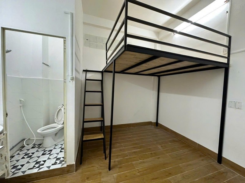 Cần sang nhượng phòng trọ có gác – vị trí trung tâm Bình Thạnh, giá tốt