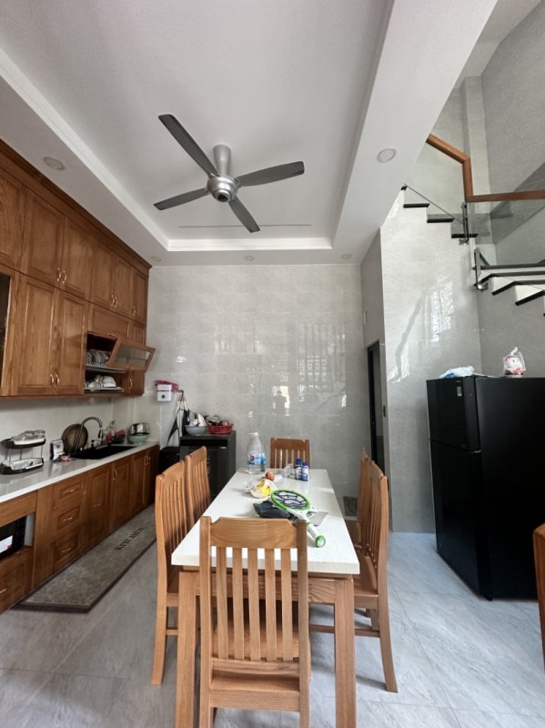 Bán nhà đường 182, Tăng Nhơn Phú,  Q9, Thủ Đức, TP HCM. DT 58m2, 4PN, sổ hồng, giá 6.85 tỷ -