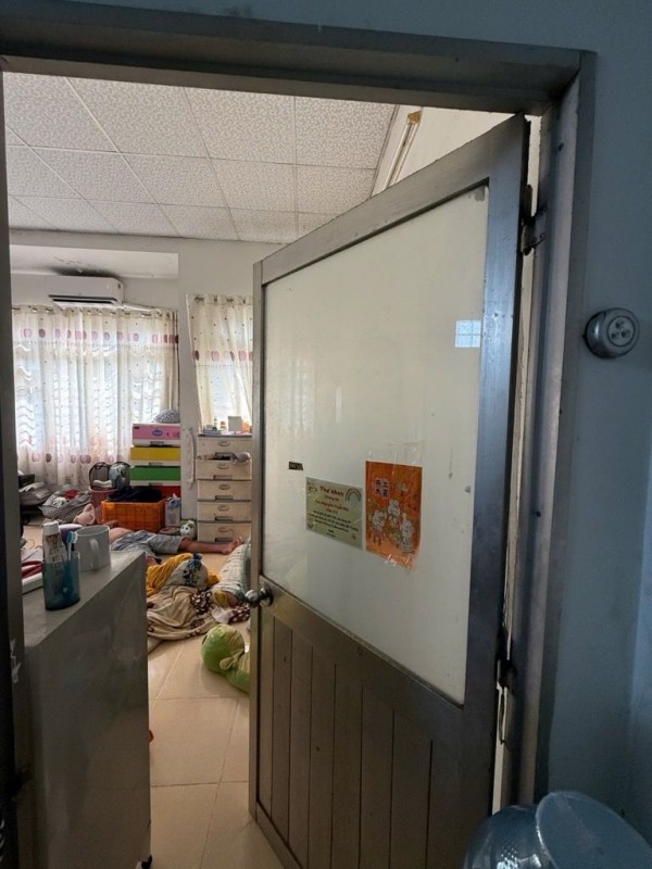 NHÀ 2 TẦNG - DIỆN TÍCH ĐẤT 40M2, ĐẤT HIỆN HỮU, KHÔNG QUY HOẠCH NGAY TRẦN XUÂN SOẠN, QUẬN 7 - S1