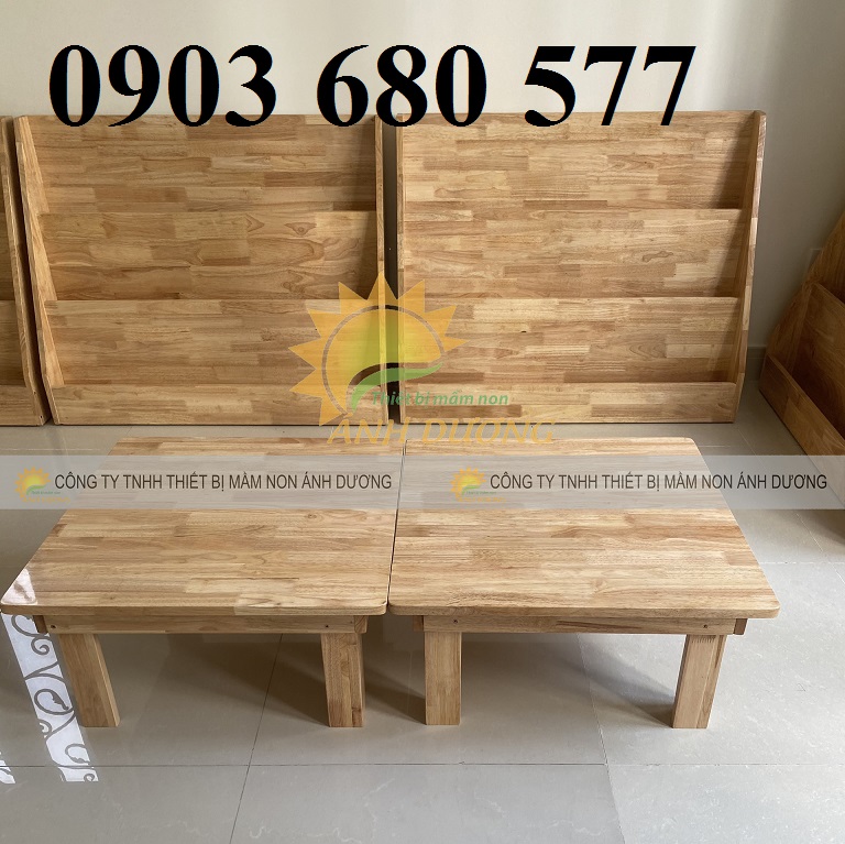 Bàn ghế gỗ trẻ em cho trường lớp mầm non, mẫu giáo