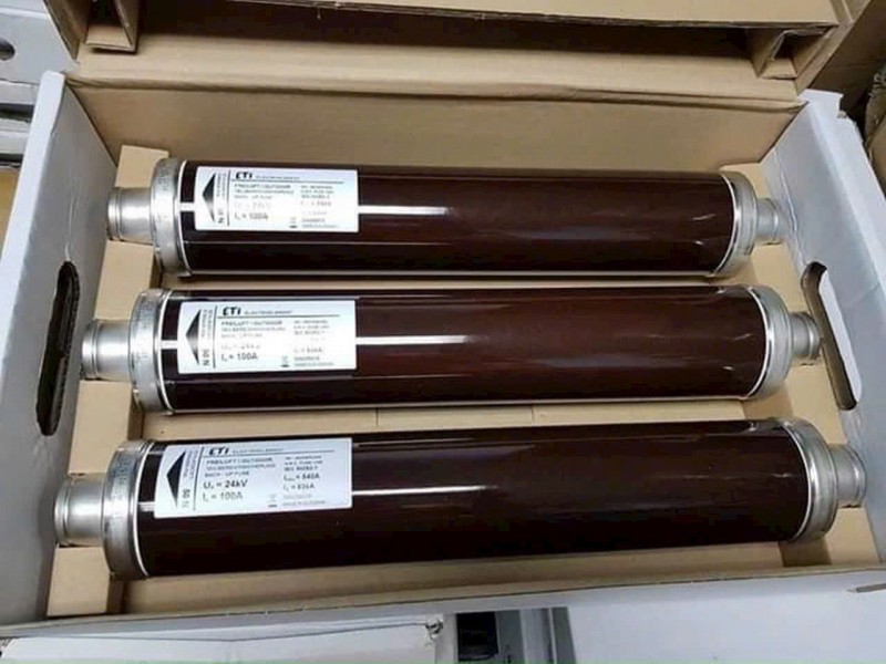 Cầu chì công nghiệp , cầu chì động cơ, cầu chì tủ điện, cầu chì trạm biến áp