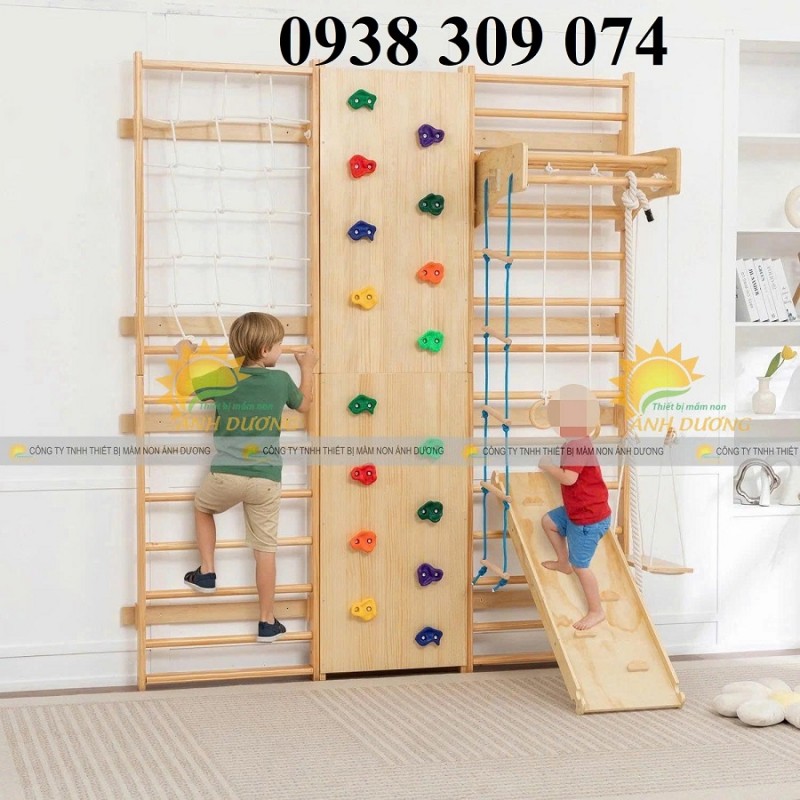 Vách leo núi trẻ em và thang leo vận động gỗ cho bé mầm non