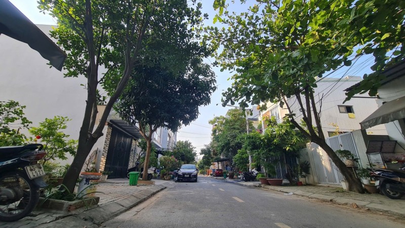 Đất Mỹ Đa Tây 10, Nam Việt Á, 110m2, gần biển, khu VIP, giá 8.7 tỷ