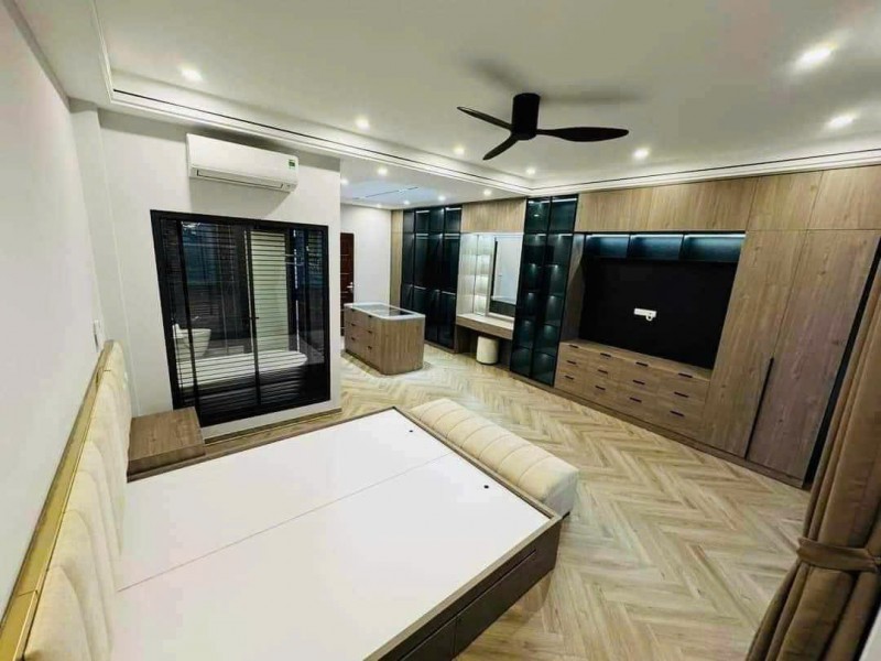 Rẻ nhất KV Đàm Quang Trung!95M,MT 5.5M,sát mặt phố,ô tô tránh,KD,giá đầu tư nhỉnh 20 tỷ