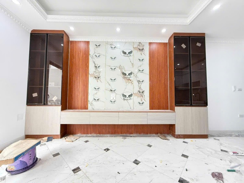 Bán nhà Cổ Linh 46m 6 tầng MT5.1m thang máy phân lô lô góc ô tô tránh hơn 15 tỷ