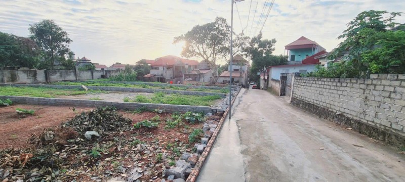 CHÍNH CHỦ CẦN BÁN 3  LÔ ĐẤT LIỀN KỀ CÓ VỊ TRÍ ĐẸP TẠI XÃ QUANG THỊNH - LẠNG GIANG - BẮC GIANG.