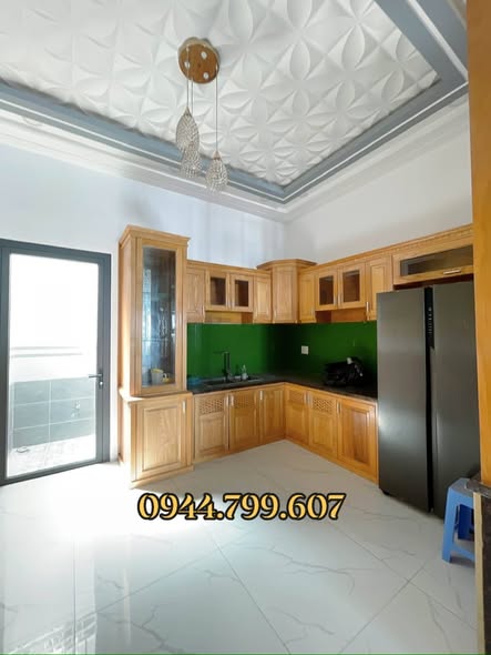 B.Á.N N.H.À - TT NHÀ BÈ - XE HƠI NGỦ TRONG NHÀ