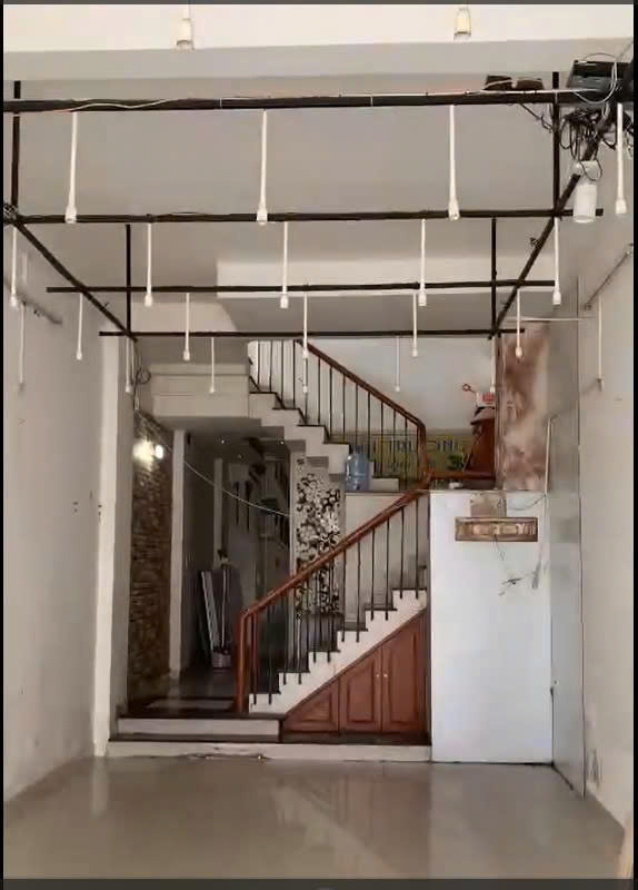 Cho thuê mặt bằng tầng trệt - Khu vực trung tâm số 01 Lý Thái Tổ, Phường Thanh Khê, Thành Phố Đà