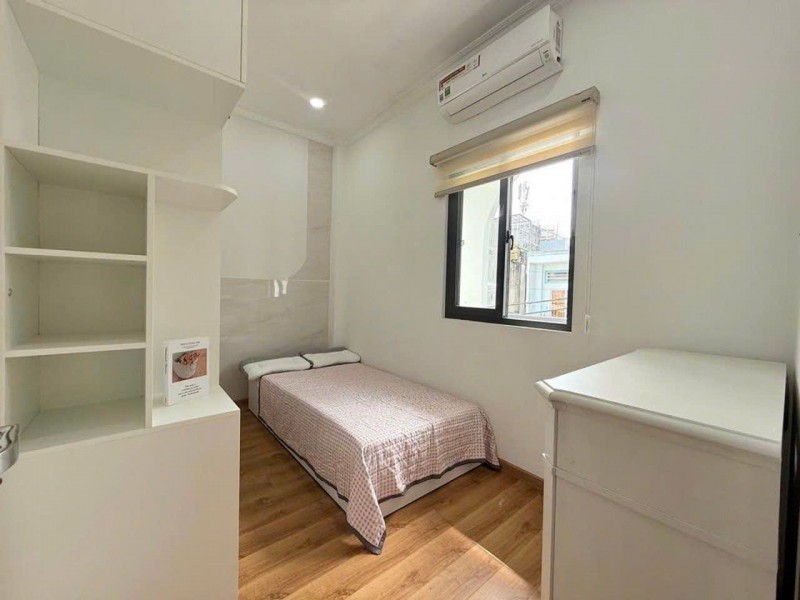 Nhà 2TẦNG  - QUANG TRUNG 1 TRỤC THÔNG GV - 35M2, CHỈ  3.x ty