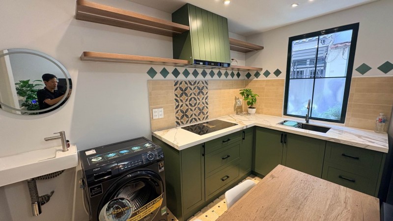 PHONG CÁCH HIỆN ĐẠI KẾT HỢP CỔ ĐIỂN SANG TRỌNG - NGANG 5M BỀ THẾ - 3 TẦNG LẦU - OTO ĐỖ CỬA - TRUNG