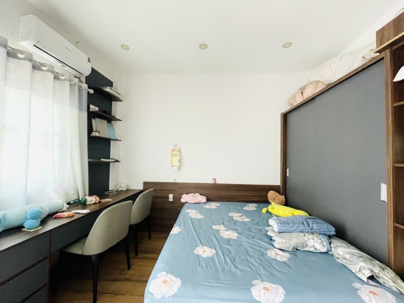 Bán nhà 2 tầng Võ Văn Hát Long Trường Thủ Đức - 52m2 - Hẻm ô tô - Giá 4.8 Tỷ