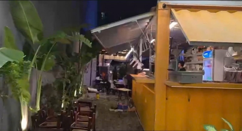 MÌNH CẦN SANG NHƯỢNG QUÁN KEM BƠ, BÁNH MỲ CHẢO, ĐỒ ĂN VẶT, NƯỚC UỐNG TẠI GIA LÂM, HÀ