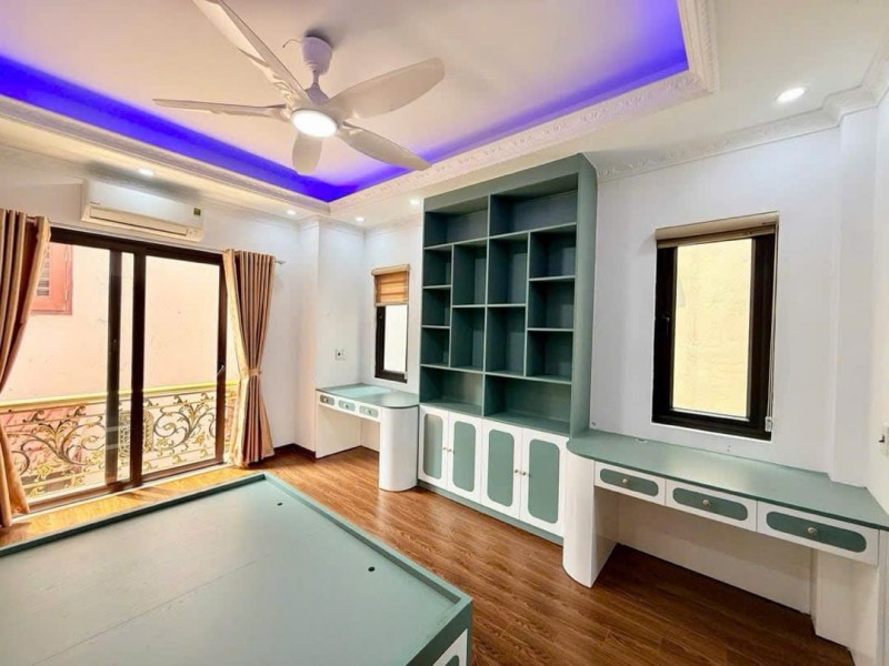 BÁN NHÀ LÔ GÓC HAI BÀ TRƯNG - OTO ĐỖ CỬA, FULL NỘI THẤT ĐẸP - 9,86 tỷ.