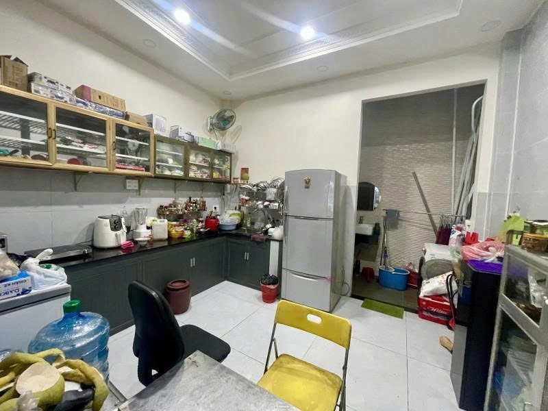 Bán nhà Mặt tiền Bàu Cát, gần  Võ Thành Trang, 4,1x18m, 2 Tầng -  HĐT 20 tr, 14,6 tỷ.