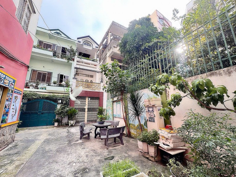 BÁN NHÀ 4 TẦNG XE HƠI NGỦ TRONG NHÀ Đ.NAM KỲ KHỞI NGHĨA, QUẬN 3 - DT ĐẸP 4,5M*15M - CHÍNH CHỦ Ở LÂU