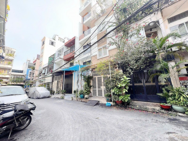 BÁN NHÀ 4 TẦNG HXH 8M Đ.ĐIỆN BIÊN PHỦ, QUẬN 3 - NGANG HIẾM 5,5M*15M - CHÍNH CHỦ CHƯA QUA ĐẦU TƯ* LH