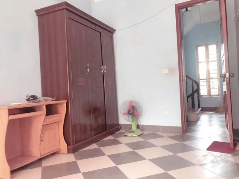 Cho thuê nhà ngõ Gốc  Đề 4 tầng x 35m2, 9 triệu vào ngay