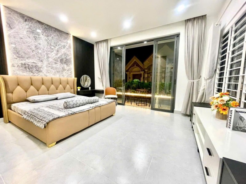 NHÀ SÂN VƯỜN 110M, HẺM XE HƠI CẠNH HUỲNH TẤN PHÁT, 4 TẦNG, 7 TỶ