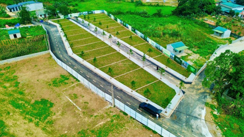 Chính chủ e bán gấp lô đất 100m full thổ cư làn 2 ql21,áp sát khu đất đấu giá.