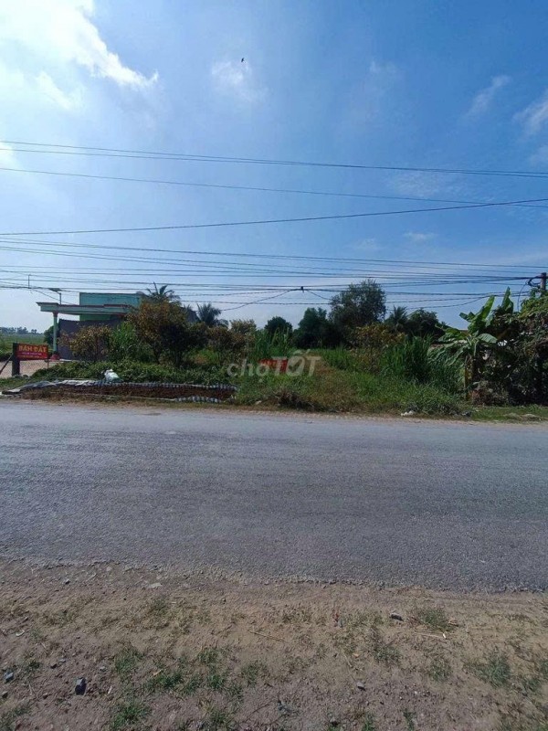 ĐẤT ĐẸP – GIÁ TỐT  – CHÍNH CHỦ CẦN BÁN GẤP Tại Xã Bình Hiệp, Thị xã Kiến Tường, Long An