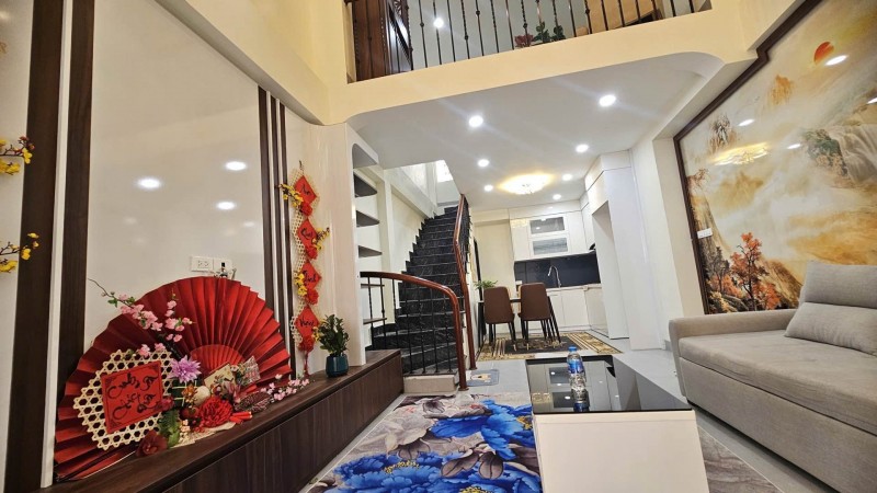 Nhà Tây Hồ – Lạc Long Quân – Lô Góc 2 Mặt Thoáng – Ngõ Thông – Khu Đáng Sống - Giá 10.5 Tỷ