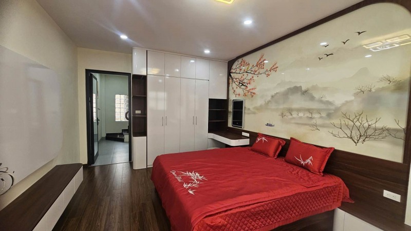 Nhà Tây Hồ – Lạc Long Quân – Lô Góc 2 Mặt Thoáng – Ngõ Thông – Khu Đáng Sống - Giá 10.5 Tỷ