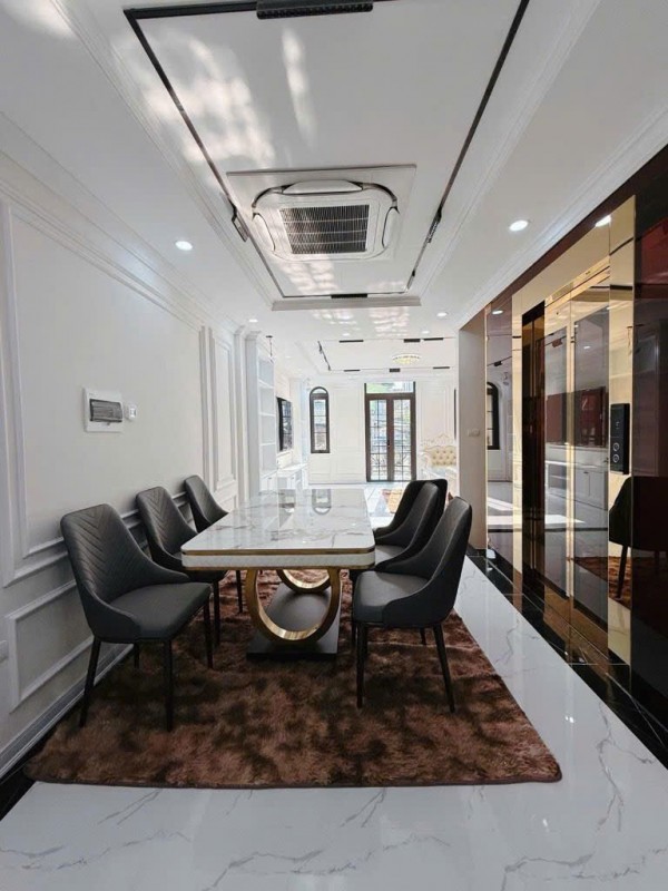 NHÀ PHỐ VIP TÔ VĨNH DIỆN PHÂN LÔ, GARA 3 Ô TÔ, KHÔNG GIAN SỐNG ĐẲNG CẤP.