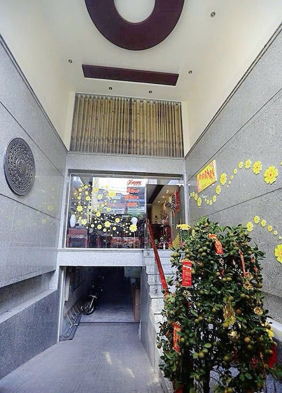 BÁN KHÁCH SẠN 10 TẦNG MẶT TIỀN ĐINH TIÊN HOÀNG, QUẬN 1- DT 155M2 SH NỞ HẬU VUÔNG ĐẸP- DÒNG TIỀN