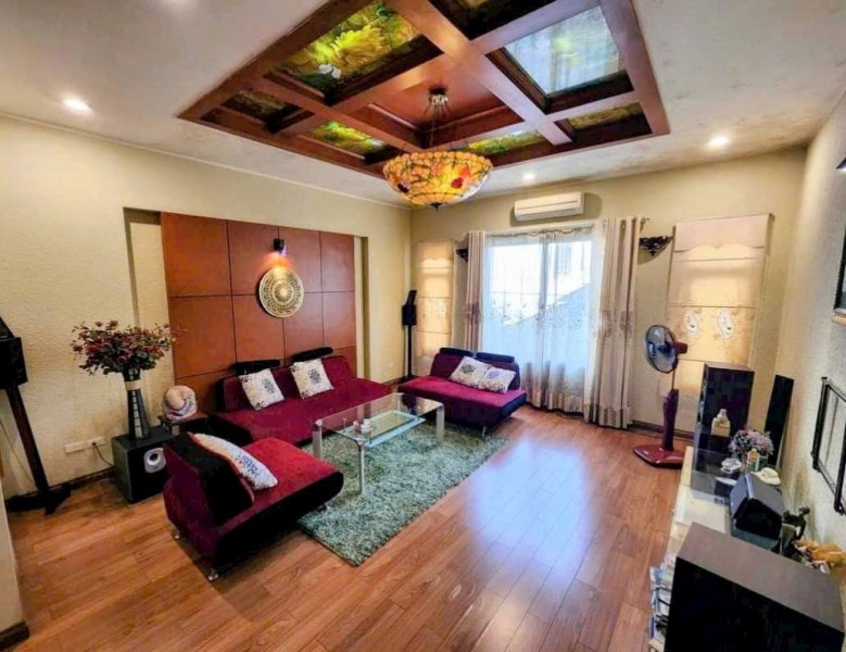 Bán nhà phố Văn Cao, Ba Đình, ngõ ô tô, nhà dân xây, khu dân trí cao, 52m, 5 tầng, 15 tỷ