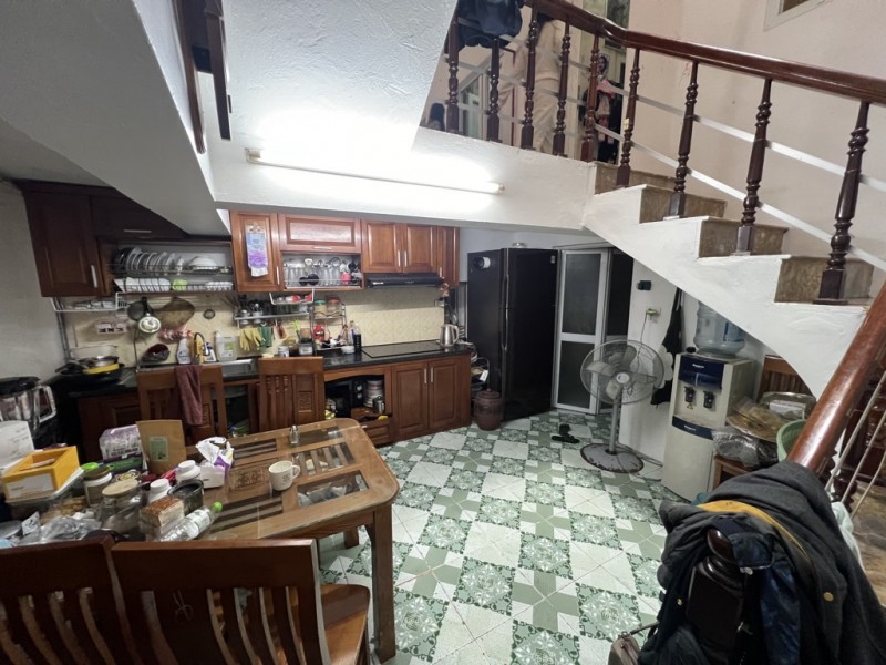 Bán đất tặng nhà Gia Quất- Lô góc- Kinh doanh-85m 3 tầng nhỉnh 8 tỷ(TL)