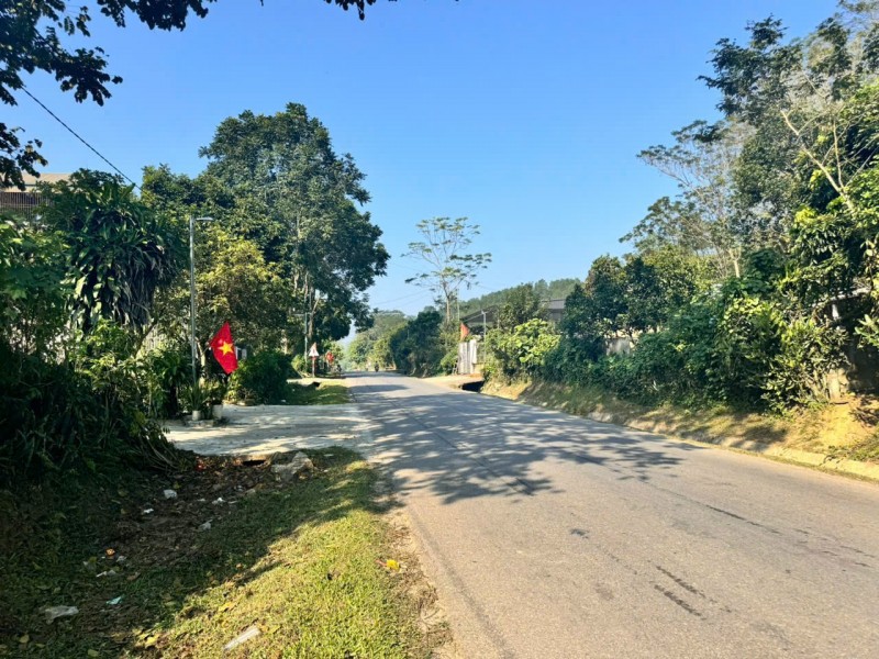 CHÍNH CHỦ - Cần tiền Em cần bánh mảnh đất, thuộc Xóm Đúng Thá, Cao Phong , Hoà Bình (Gần Cây Xăng