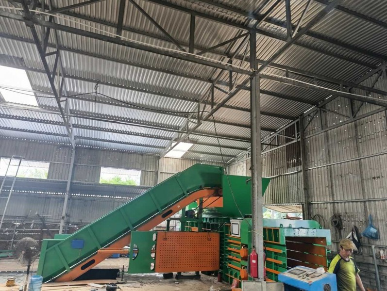 Máy ép nhôm phế liệu (Lon bia, phôi nhôm)