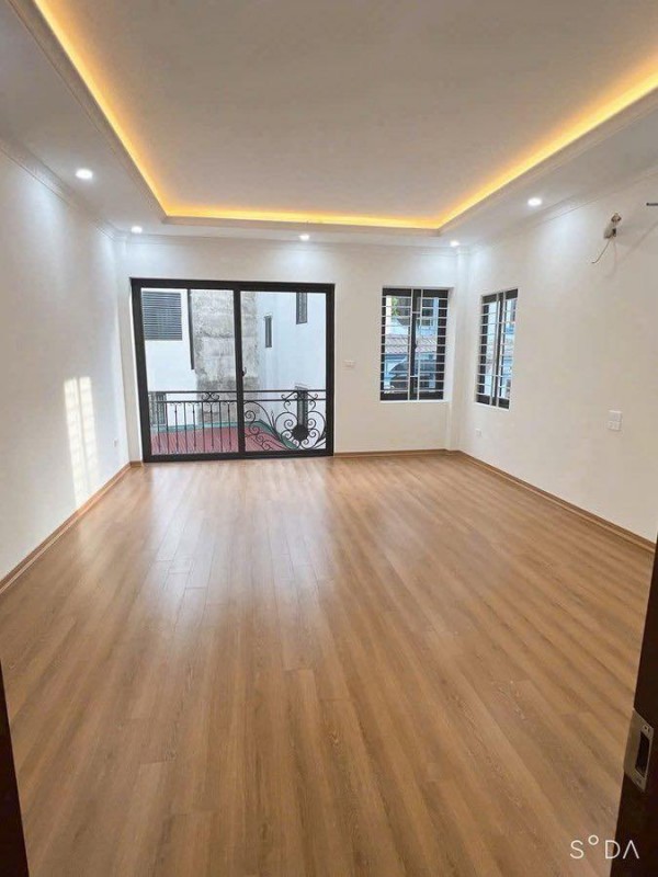 TÌM NHÀ GẦN TRƯỜNG, CHỢ, TÀI CHÍNH 7 TỶ - Ô TÔ ĐỖ CỬA GẦN TTTM AEON - 5 TẦNG