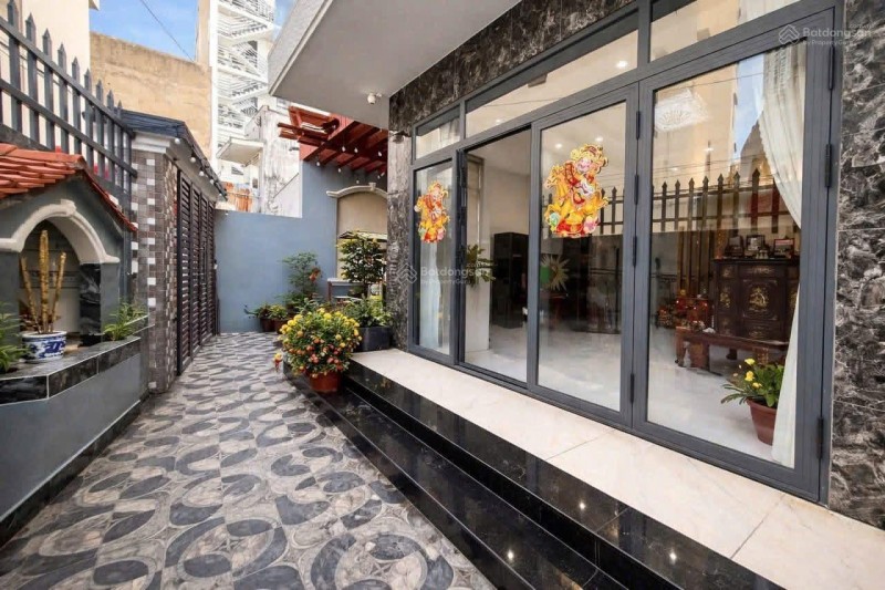 Bán bt 4pn, 5wc, 277m2 tại 134/15 hoàng hoa thám, p2, vũng tàu, giá tốt 33,5 tỷ