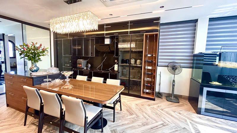 NGỌC THỤY LONG BIÊN, KINH DOANH 6 TẦNG 1 HẦM 60M2, VỈA HÈ, NỘI THẤT CC - 3X TỶ