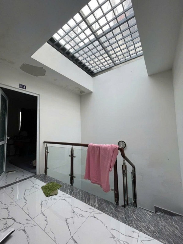 Bán nhà Hẻm 4m Trịnh Đình Thảo - gần Kênh Tân Hóa, 7x13m, 5 Tầng -9PN, chỉ 9,6 Tỷ.