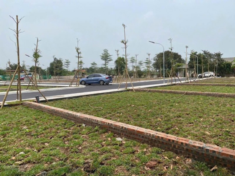 Siêu phẩm đất Hòa Lạc view hồ thoáng mát, gần CNC & ĐH FPT