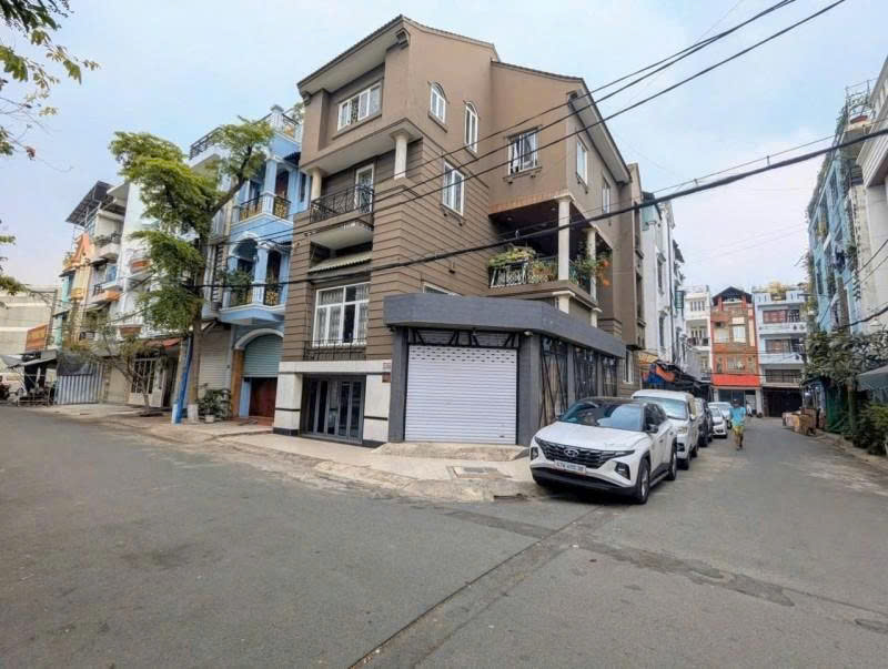 Bán nhà Biệt Thự 2 Mặt tiền Hẻm 12m Quang Trung - gần Co.op, 8x17m, 4 Tầng - 5PN, 21,9 tỷ.