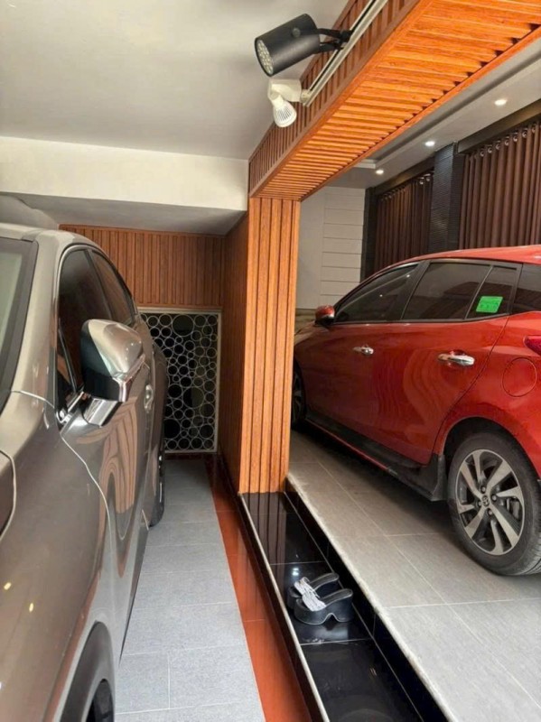 Bán nhà Biệt Thự 2 Mặt tiền Hẻm 12m Quang Trung - gần Co.op, 8x17m, 4 Tầng - 5PN, 21,9 tỷ.