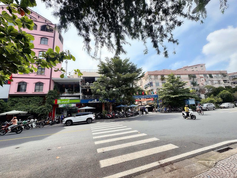 BÁN NHÀ MẶT TIỀN KD Đ. KHÁNH HỘI, QUẬN 4 - NGANG HIẾM 14M*16M - HDT 120TR/TH - VỊ TRÍ VIP NHẤT TẠI