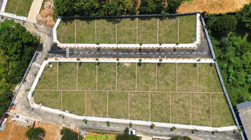 Chính chủ cắt lỗ  đất đô thị Hòa Lạc, gần QL21 , diện tích 100m², mặt tiền 7m