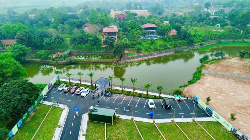 Chính chủ cắt lỗ  đất đô thị Hòa Lạc, gần QL21 , diện tích 100m², mặt tiền 7m