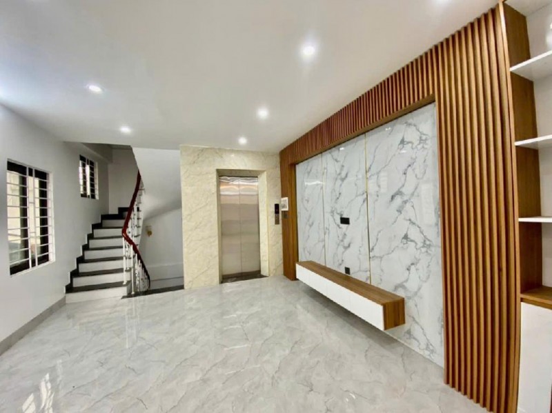 Bán nhà đẹp Ngọc Thụy -10m Ô tô 68m 5 tầng- thang máy- full Nội thất nhỉnh 12 tỷ(TL)