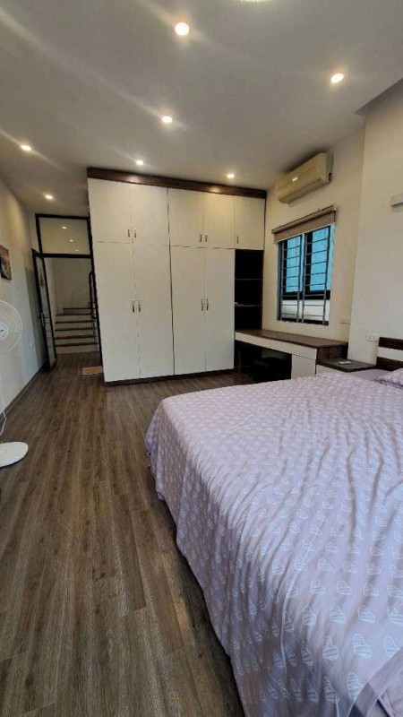 Bán nhà phố Xã Đàn, Đống Đa, dân xây, ngõ thông, gần phố, 38m, 5 tầng, 9.2 tỷ