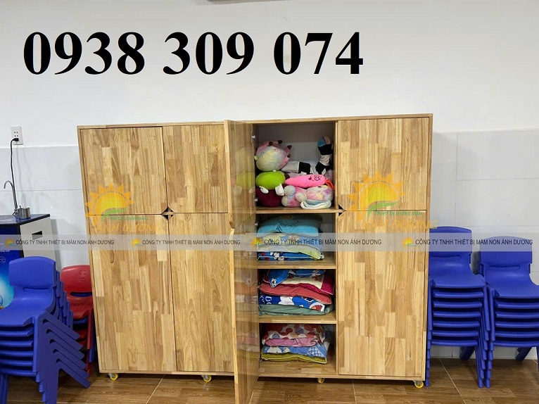 Tủ chăn gối mầm non bằng gỗ, tủ đựng chăn gối trẻ em MN