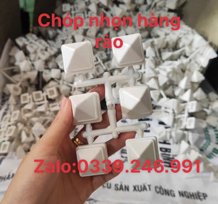 Chông nhựa, mác nhọn, chụp hàng rào cổng cửa
