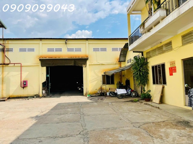 BÁN ĐẤT MẶT TIỀN SÔNG THAM LƯƠNG – NGUYỄN VĂN QUÁ,
CÁCH TRƯỜNG CHINH CHỈ 500M